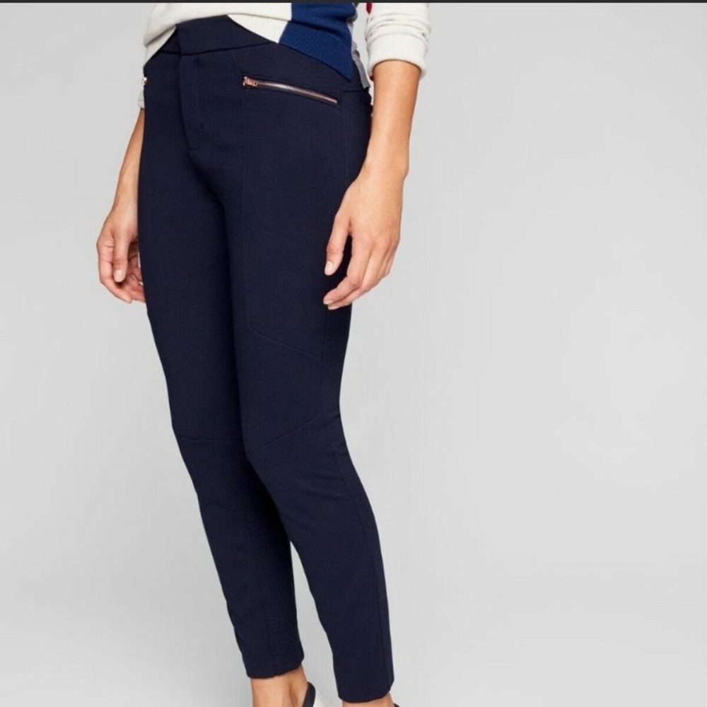 Athleta Ponte Moto Twill Skinny Pants. Size 6